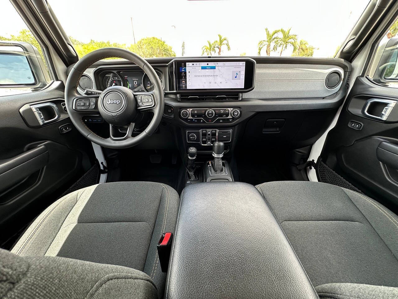 2024 Jeep Wrangler 31