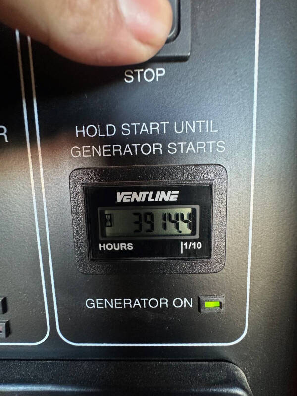 2010 Winnebago JOURNEY 40L