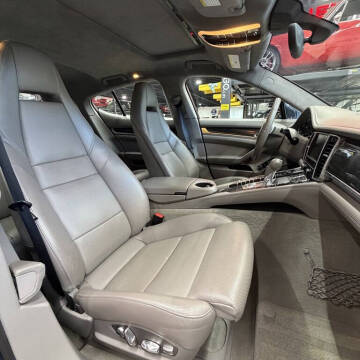 2011 Porsche Panamera Turbo