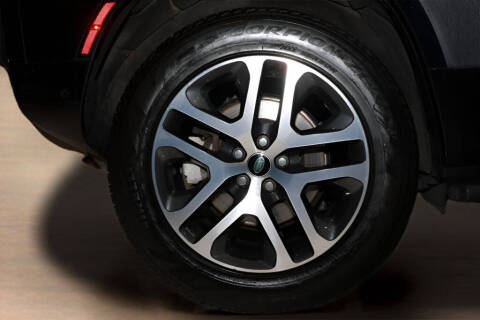 2023 Land Rover Defender 110 X-Dynamic SE