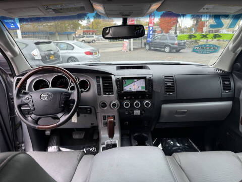 2012 Toyota Sequoia Platinum