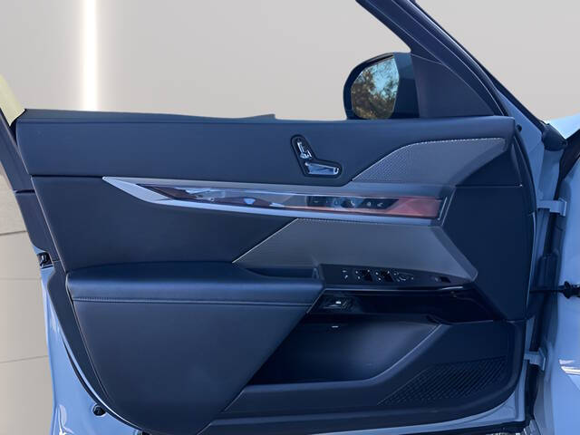 2024 BMW 7 Series 760i xDrive