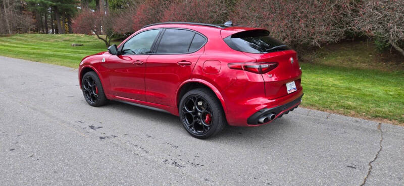 2023 Alfa Romeo Stelvio Quadrifoglio