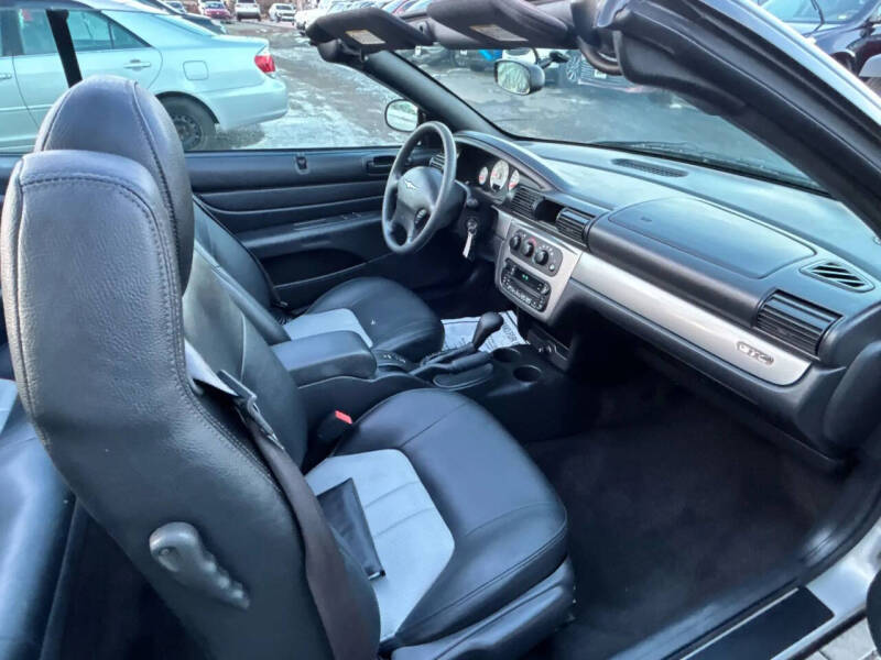 2005 Chrysler Sebring GTC