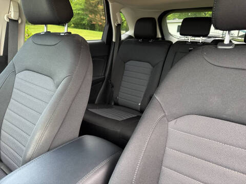 2021 Ford Edge SE