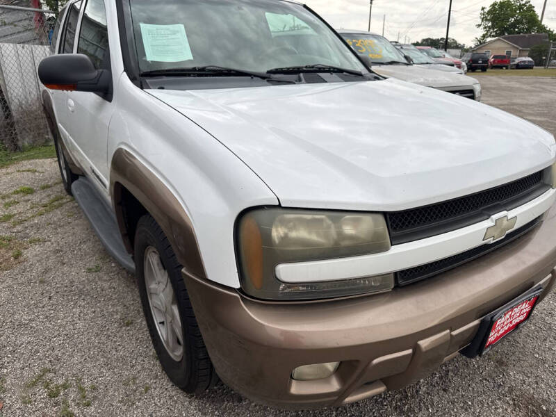 2002 Chevrolet TrailBlazer LTZ's photo