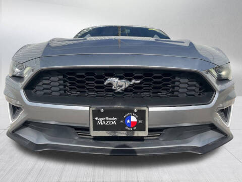 2020 Ford Mustang EcoBoost