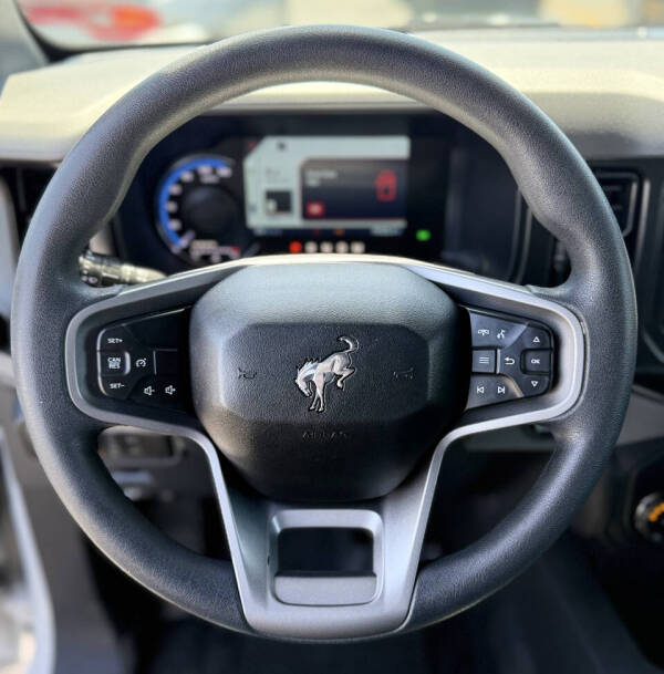 2022 Ford Bronco Base Advanced