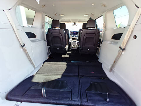 2017 Chrysler Pacifica Touring Plus