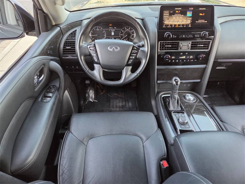 2024 Infiniti QX80 Luxe