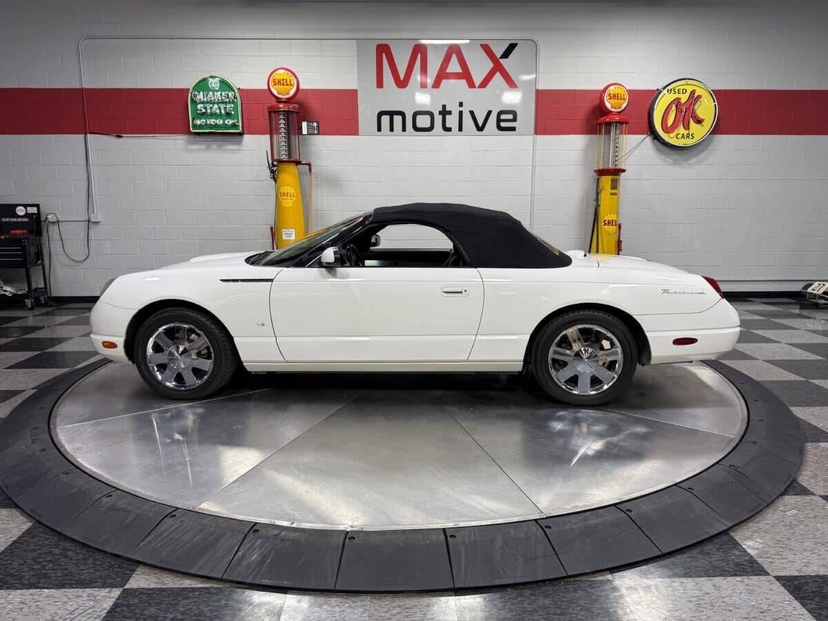 2003 Ford Thunderbird 70