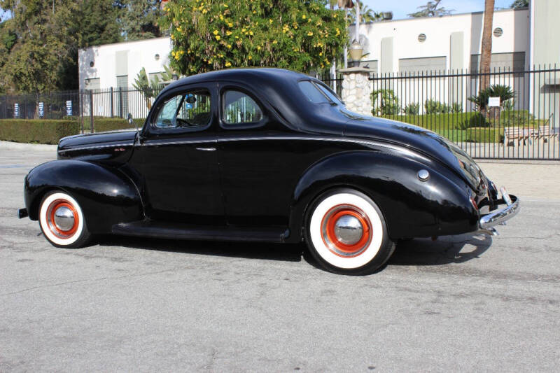 1940 Ford Deluxe