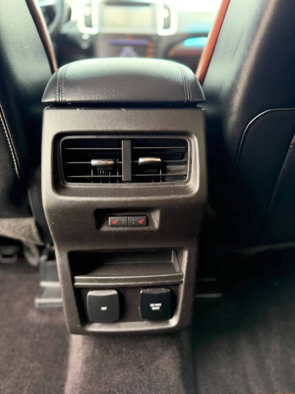 2015 Ford Edge Titanium - Photo 28