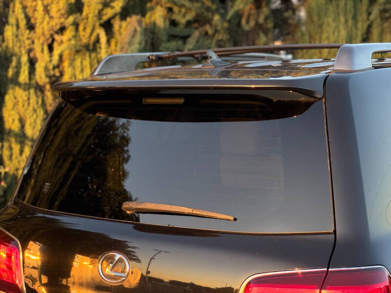 2010 Lexus LX 570