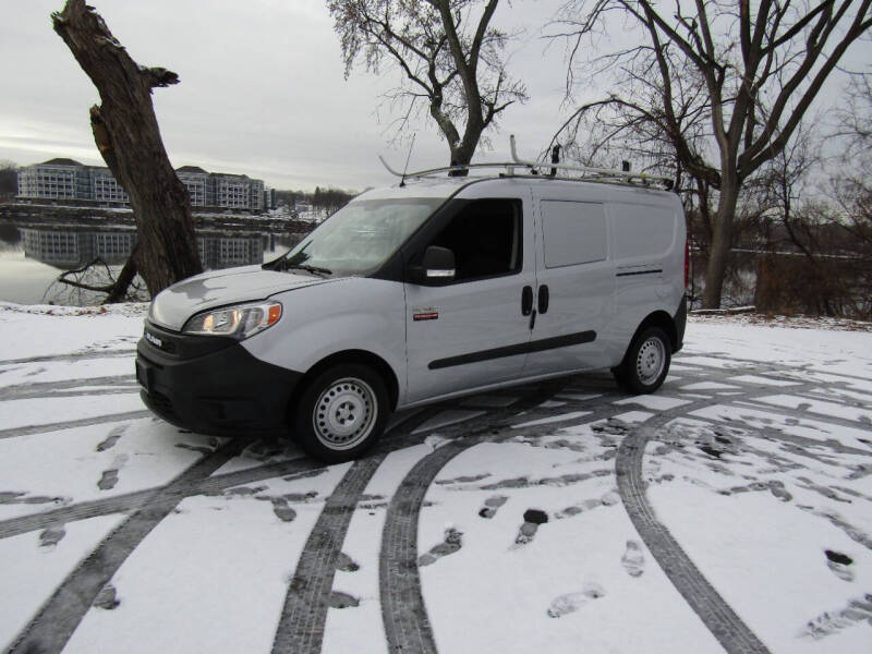 2020 RAM Promaster City Tradesman photo 2