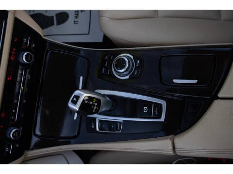 2013 BMW 5 Series 528i