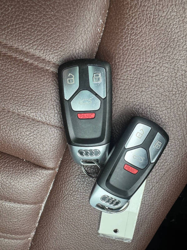 2018 Audi Q5 2.0T quattro Premium Plus