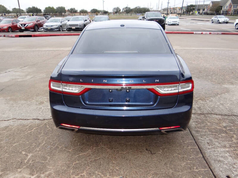 2017 Lincoln Continental Reserve