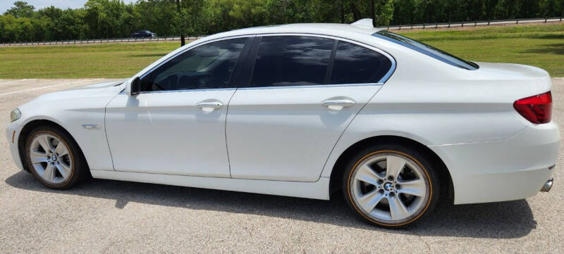 2012 BMW 5 Series 528i photo 10