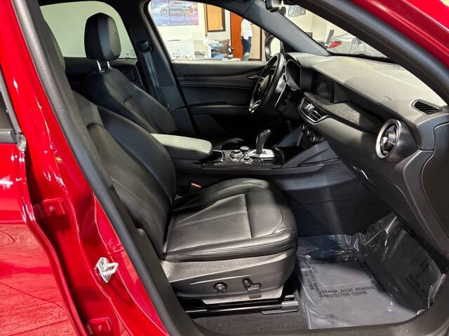 2024 Alfa Romeo Stelvio Sprint