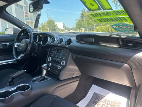 2018 Ford Mustang EcoBoost