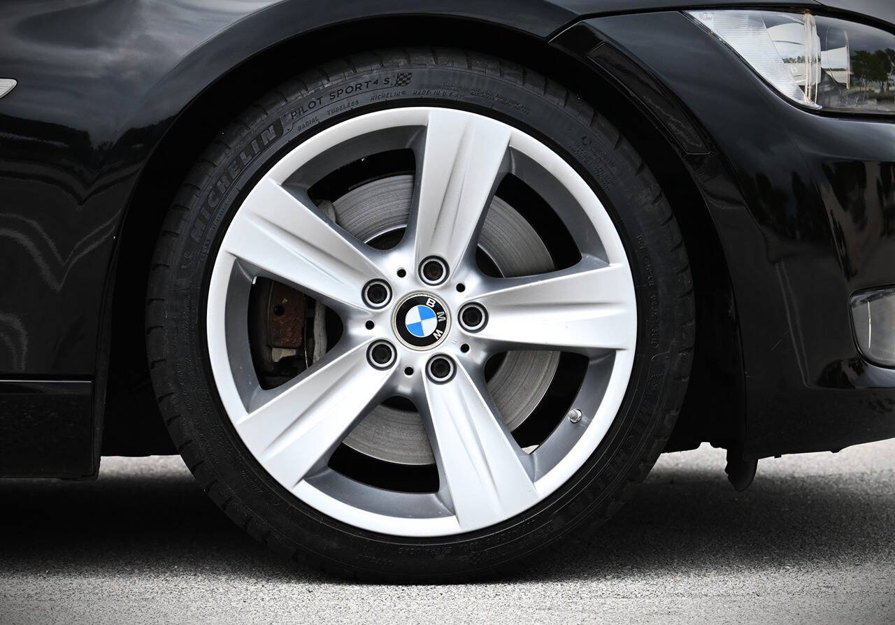 2007 BMW 3 Series 34
