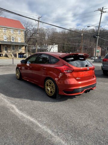 2018 Ford Focus ST