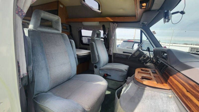 1996 Roadtrek 190 Versatile