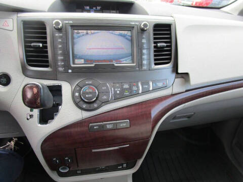 2011 Toyota Sienna Limited 7-Passenger