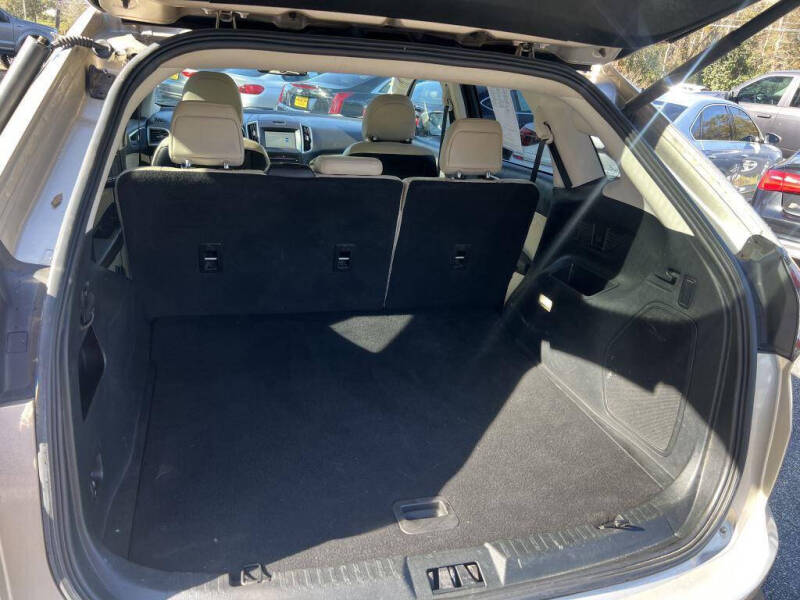 2018 Ford Edge Titanium