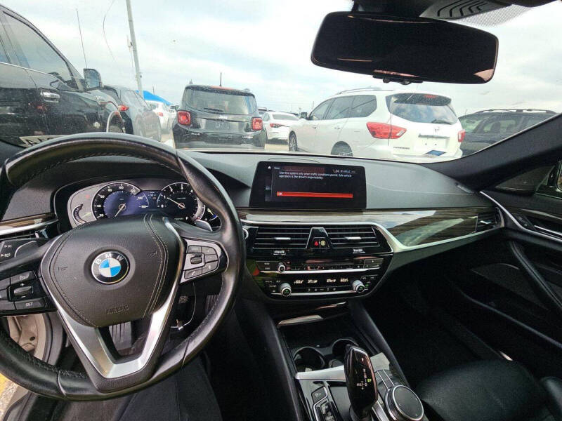 2017 BMW 5 Series 540i