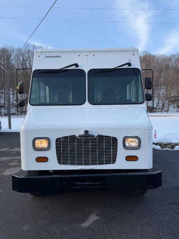 2020 Freightliner MT45 Chassis