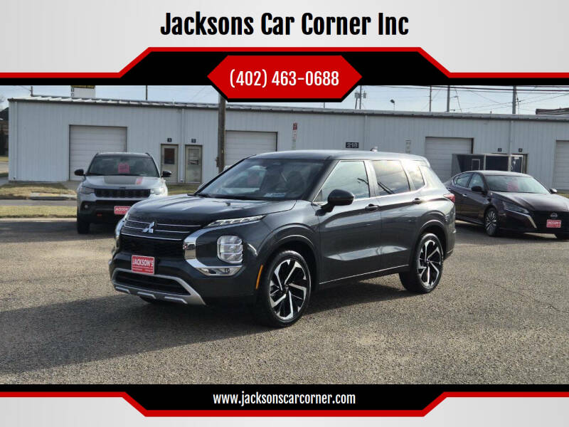 2024 Mitsubishi Outlander SE's photo