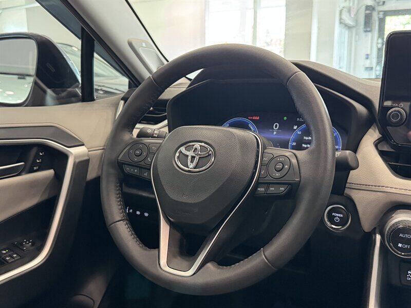 2023 Toyota RAV4 Hybrid Limited