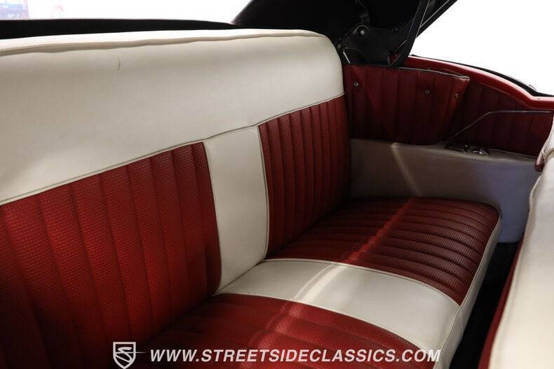 1954 Oldsmobile Starfire