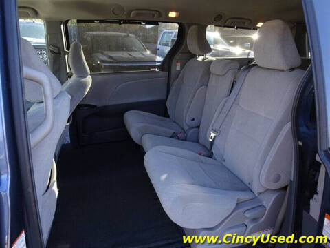 2016 Toyota Sienna LE 8-Passenger