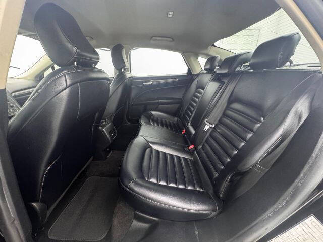 2020 Ford Fusion SEL