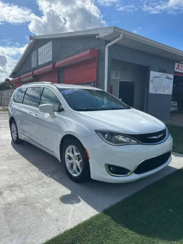 2018 Chrysler Pacifica Touring L
