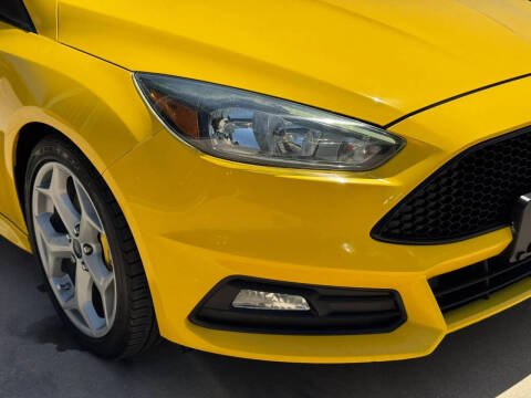 2017 Ford Focus ST