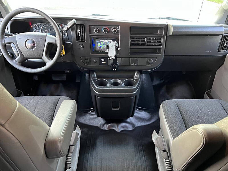 2019 GMC Savana 2500