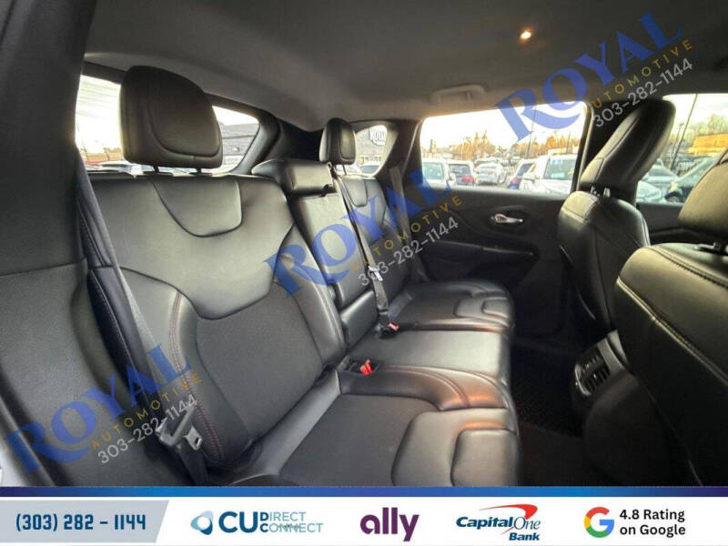 2021 Jeep Cherokee Trailhawk