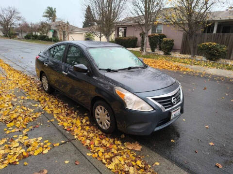 2015 Nissan Versa 1.6 S