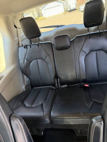 2020 Chrysler Pacifica Touring L