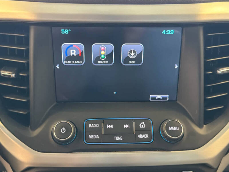 2017 GMC Acadia SLT-1