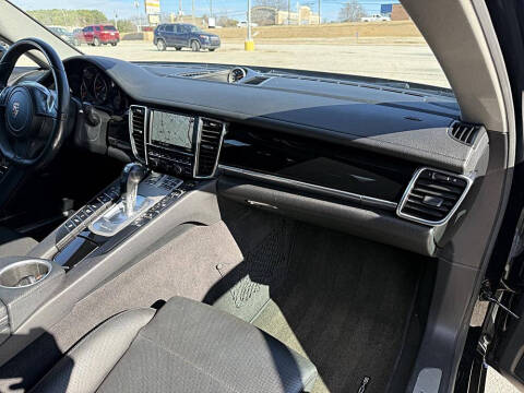 2014 Porsche Panamera 4