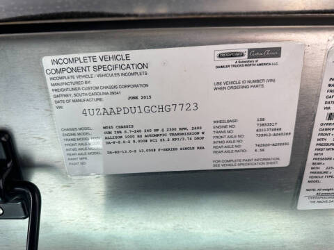 2016 Freightliner MT45 Chassis