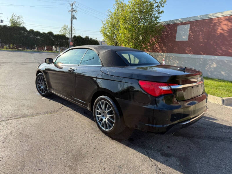 2011 Chrysler 200 Touring