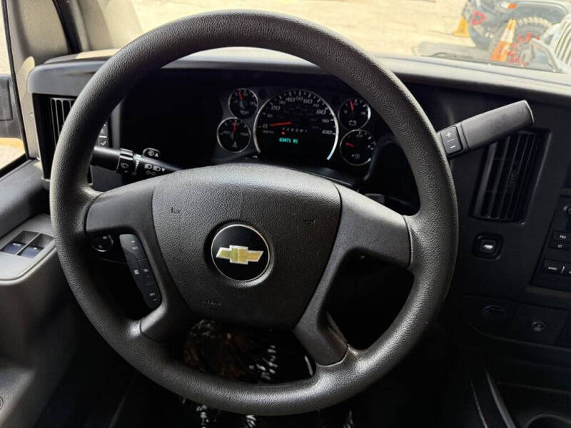 2017 Chevrolet Express LT 3500
