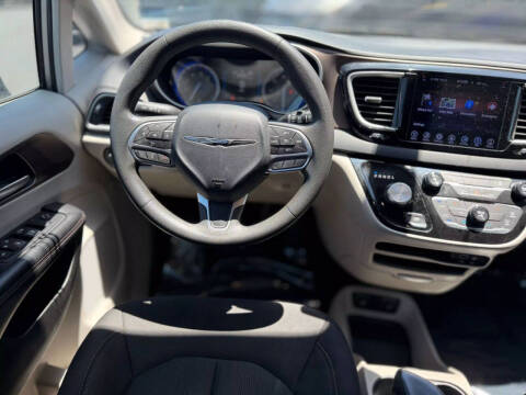 2017 Chrysler Pacifica Touring