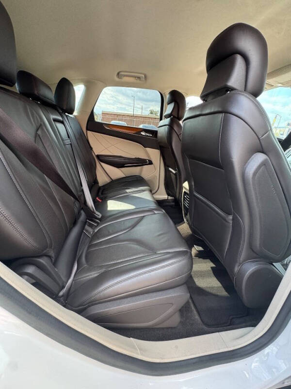 2017 Lincoln MKC Select